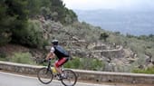 Einige Radtouren führen hinauf ins Tramuntana-Gebirge von Mallorca.