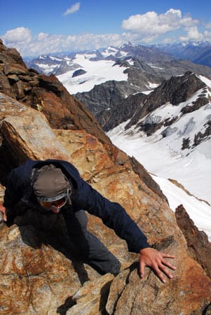 Die Ötztaler Berge bieten Höhentourengehern verschiedene Schwierigkeitsgrade und sind unter kundiger Führung auch für Einsteiger geeignet.