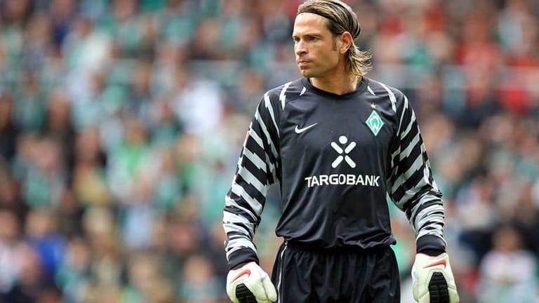 Werder Bremen griff zu und sicherte sich 2005 Wieses Dienste. Nach anfänglichen Knieproblemen verdrängte er Stammtorwart Andreas Reinke und wurde zum großen Rückhalt der Bremer Mannschaft.