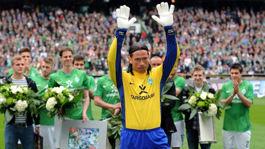 Nach sieben erfolgreichen Jahren entschloss sich der Bremer Publikumsliebling, seinen im Sommer 2012 auslaufenden Vertrag nicht zu verlängern. Der größte Erfolg in seiner Zeit an der Weser war der DFB-Pokalsieg 2009.