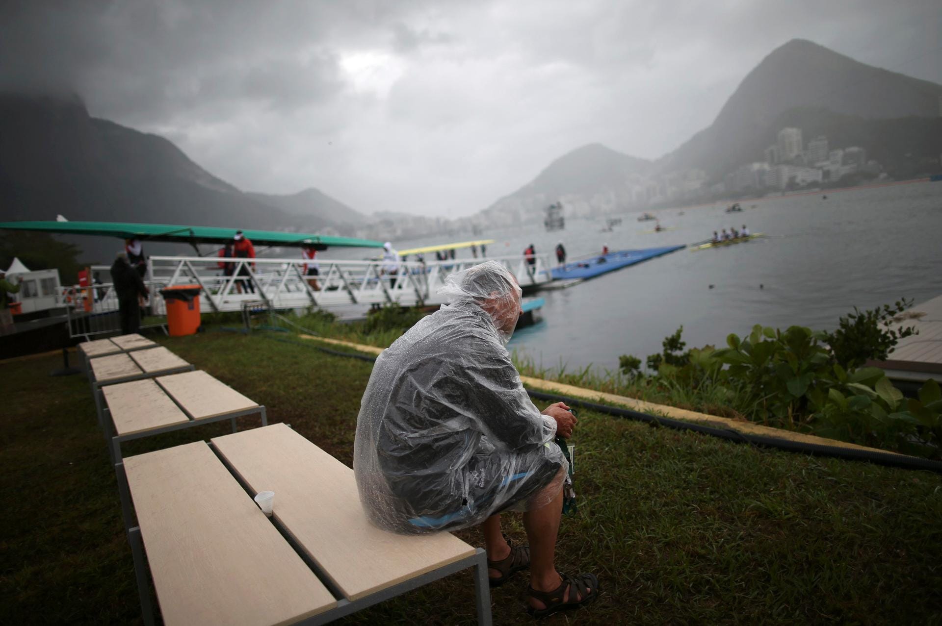 Trübe Aussichten: Am fünften Wettkampftag in Rio spielte das Wetter bei den Olympischen Spielen nicht mit. Es regnete und war windig, was sich auf einige Wettbewerbe auswirkte.