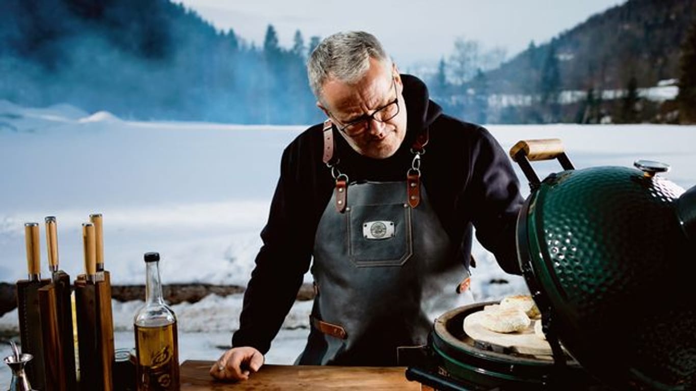 Tom Heinzle: Bei dem Grillexperten und Kochbuchautor bleibt der Grill auch im Winter nicht kalt.