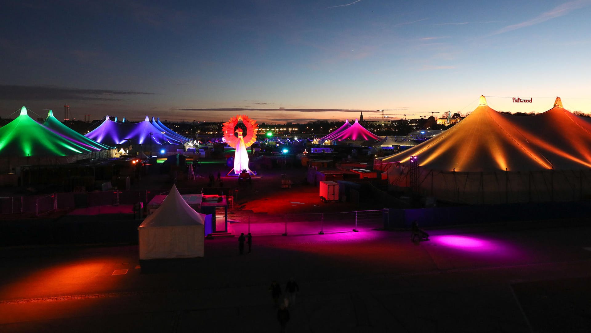 Das Tollwood-Festival ist bereits aufgebaut: Schon 2020 konnte das Festival nicht stattfinden.