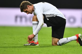 Nationalspieler Thomas Müller läuft seit jeher mit den Schuhen eines bekannten deutschen Sportartikelherstellers auf.