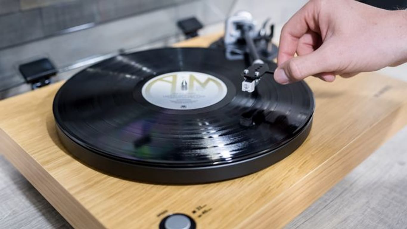 Schallplattenspieler: Vinyl steht bei vielen wieder hoch im Kurs.