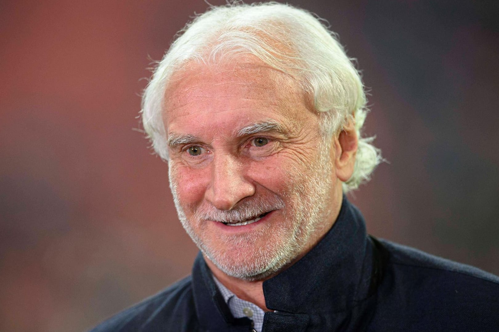 Rudi Völler: Seine Leverkusener stehen aktuell auf Rang drei der Bundesligatabelle.