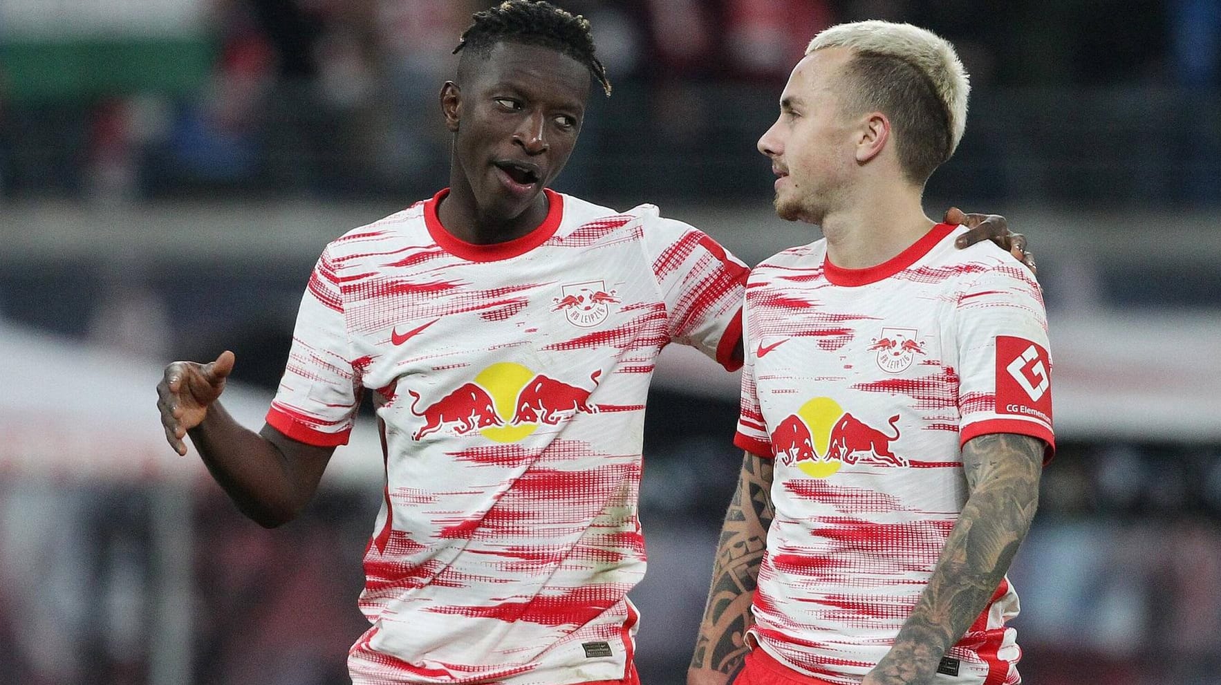 Leipzigs Haidara (li.) mit Teamkollege Angelino: Der Mittelfeldspieler trägt seit 2018 das RB-Trikot. Leipzigs Haidara (li.) mit Teamkollege Angelino: Der Mittelfeldspieler trägt seit 2018 das RB-Trikot.