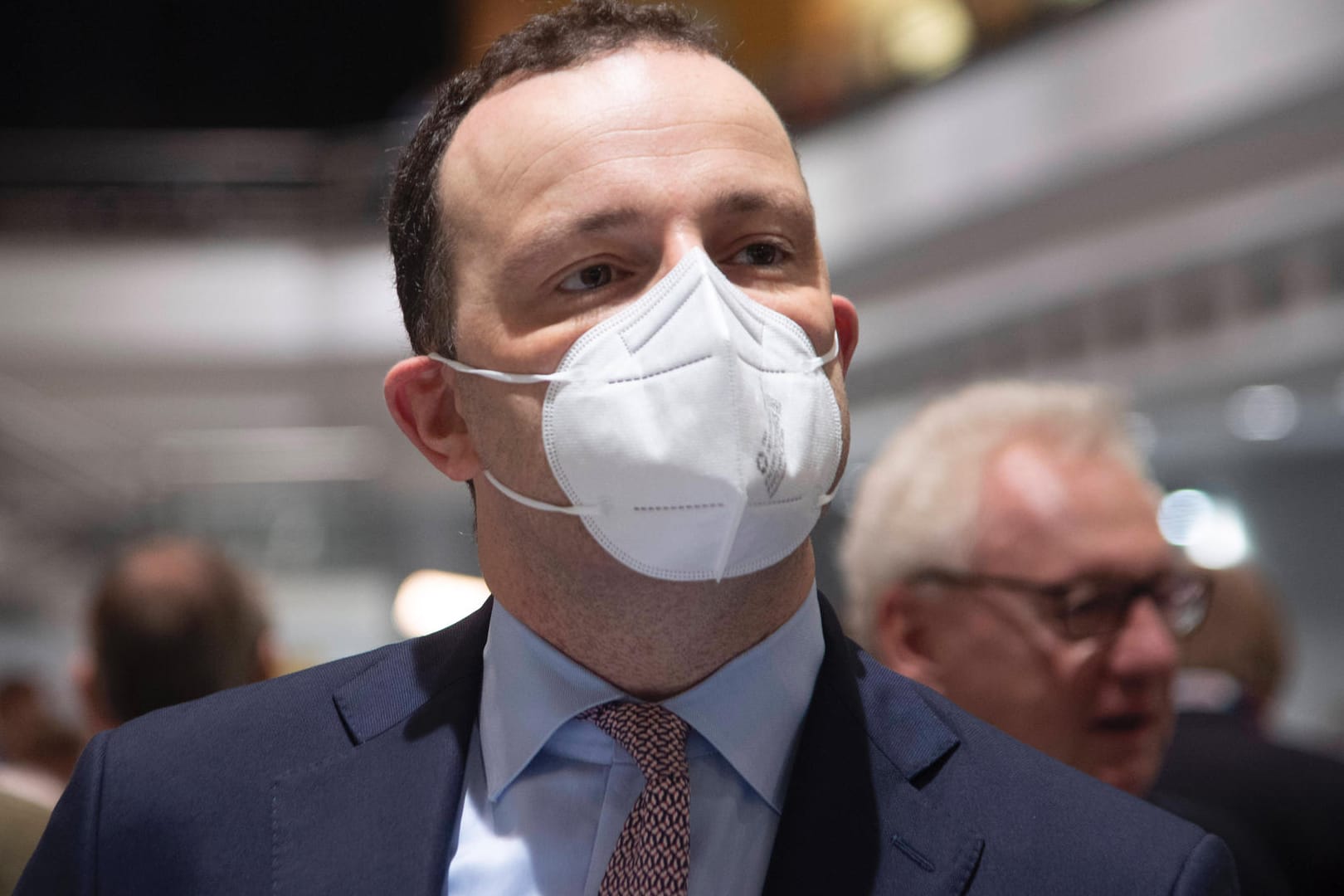Bundesgesundheitsminister Jens Spahn: Er erklärte, dass der Impfstoff für Kinder eher ausgeliefert wird.