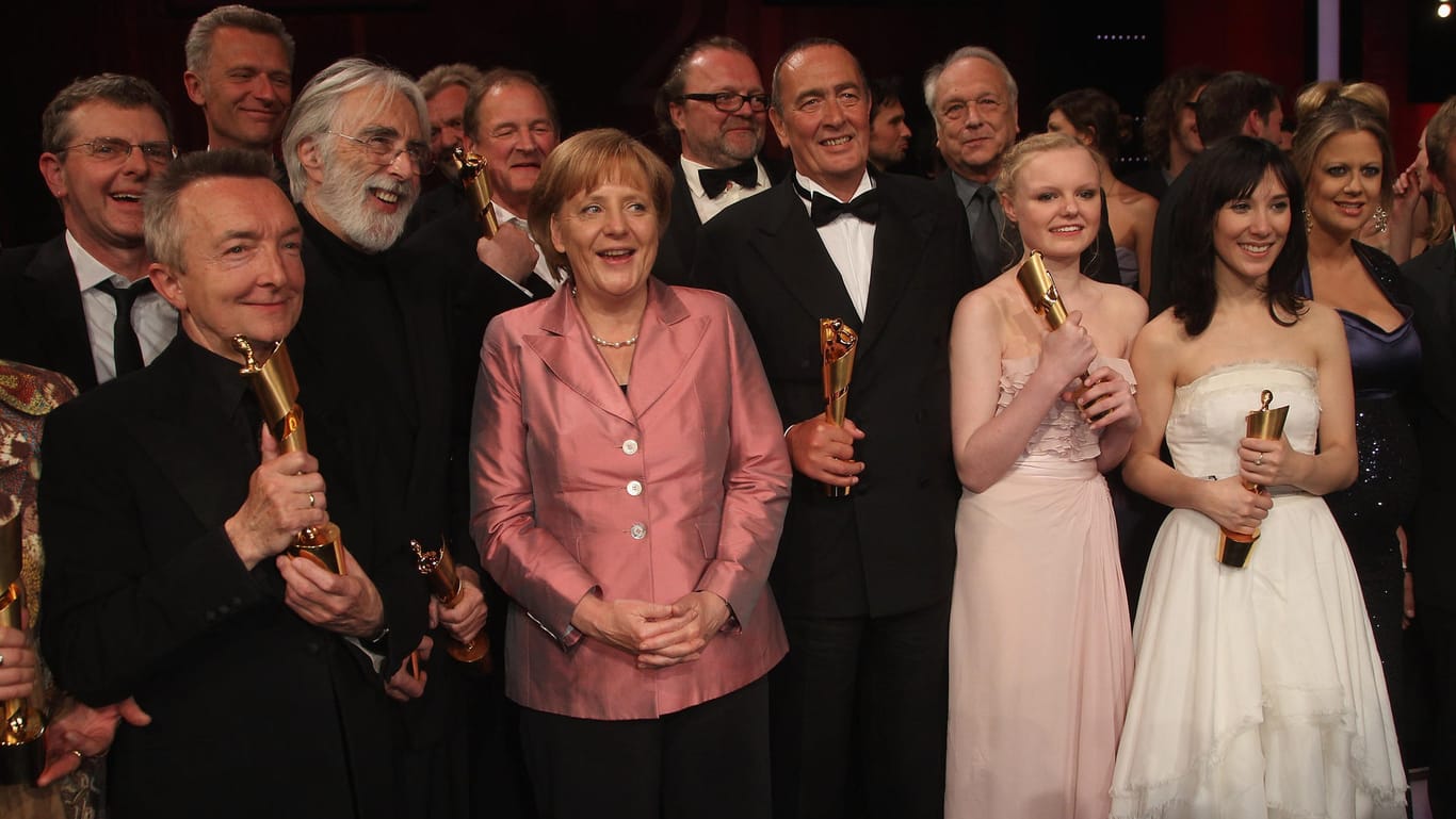 Angela Merkel: Die Kanzlerin beim Deutschen Filmpreis 2010 im Friedrichstadtpalast in Berlin.