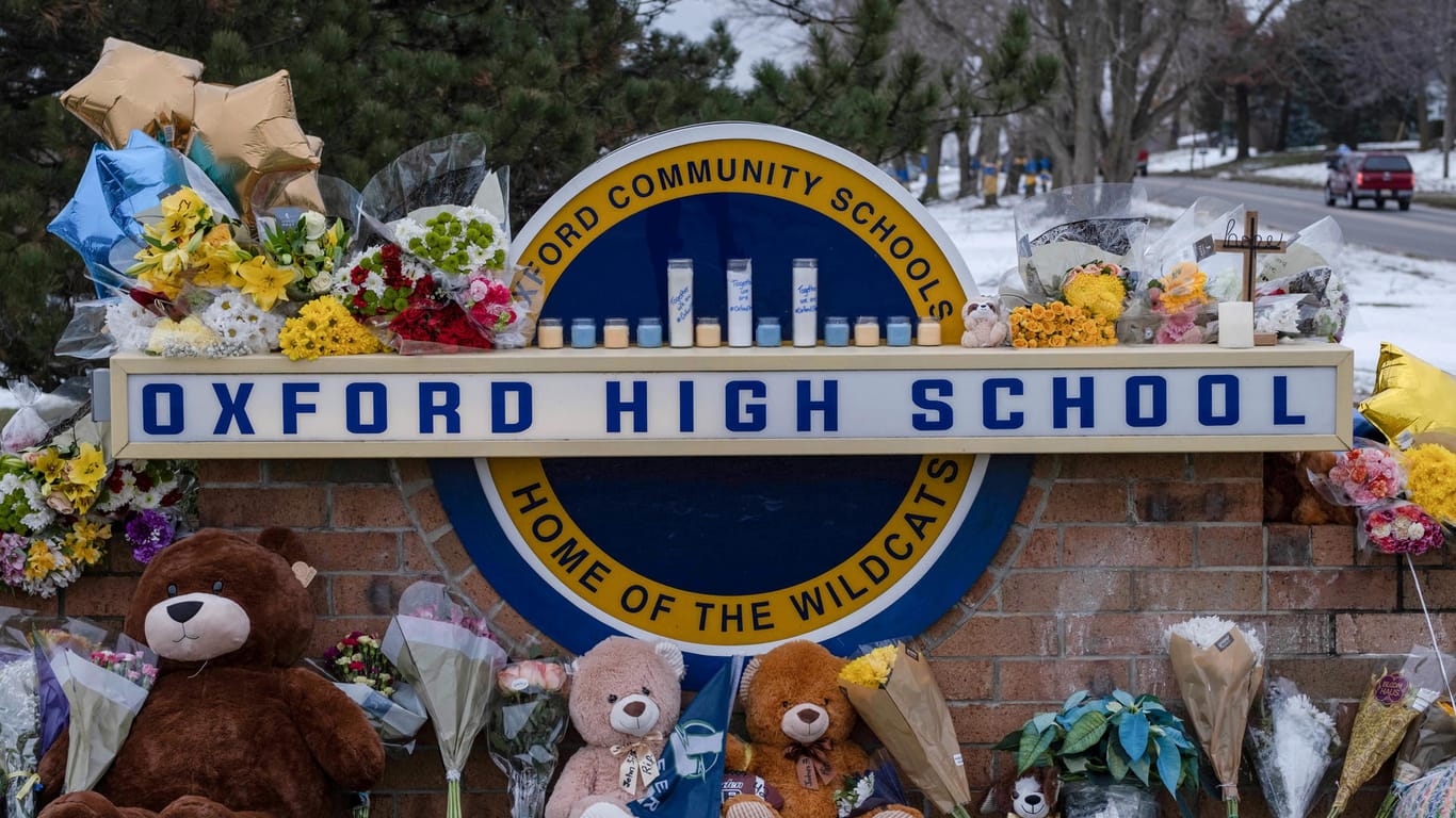 Trauer in Michigan: Vier Schüler starben durch Schüsse an einer High School.