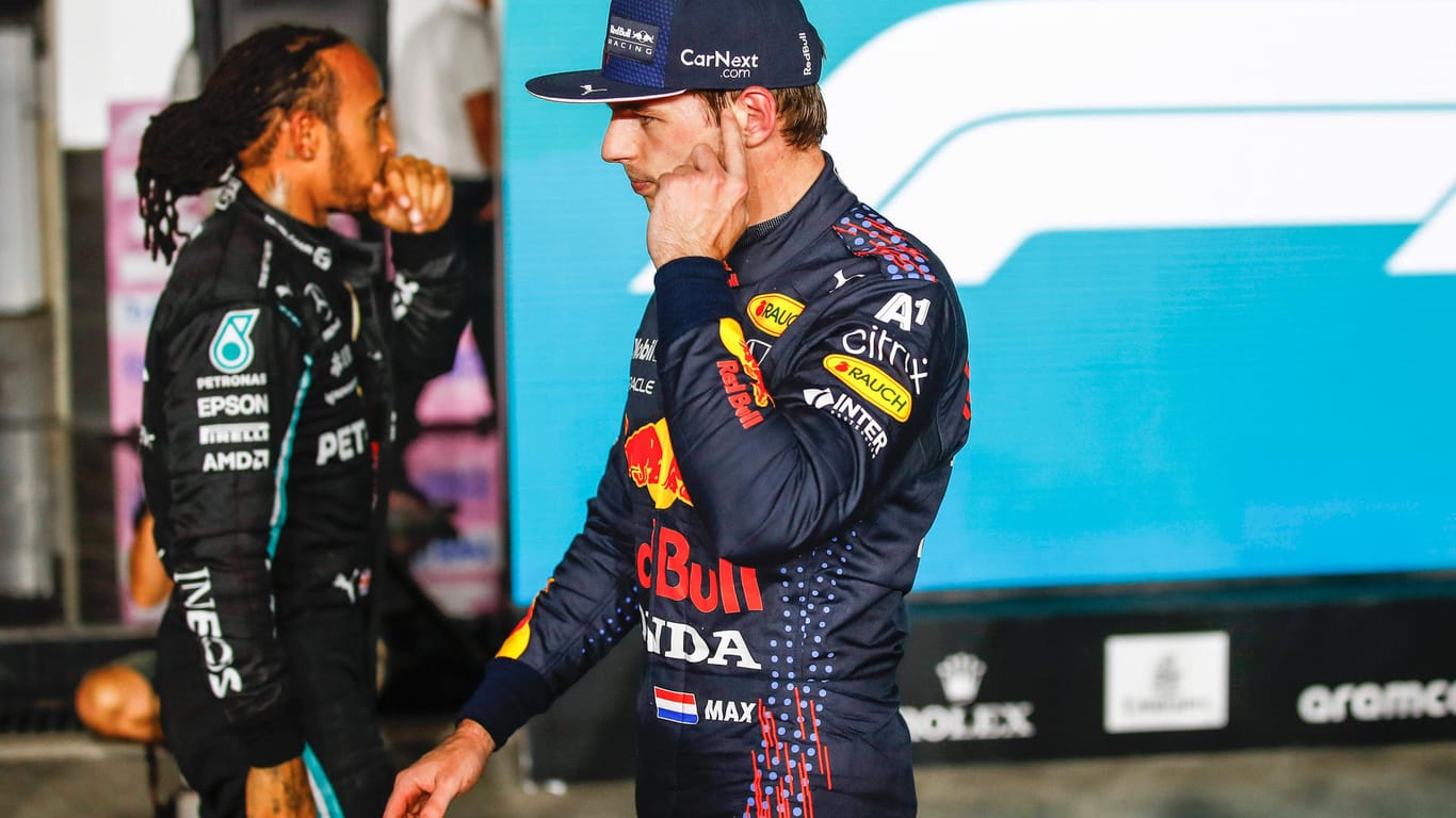 Lewis Hamilton (l.) und Max Verstappen: Die beiden Formel-1-Piloten fahren um den Titel in der Königsklasse des Motorsports.
