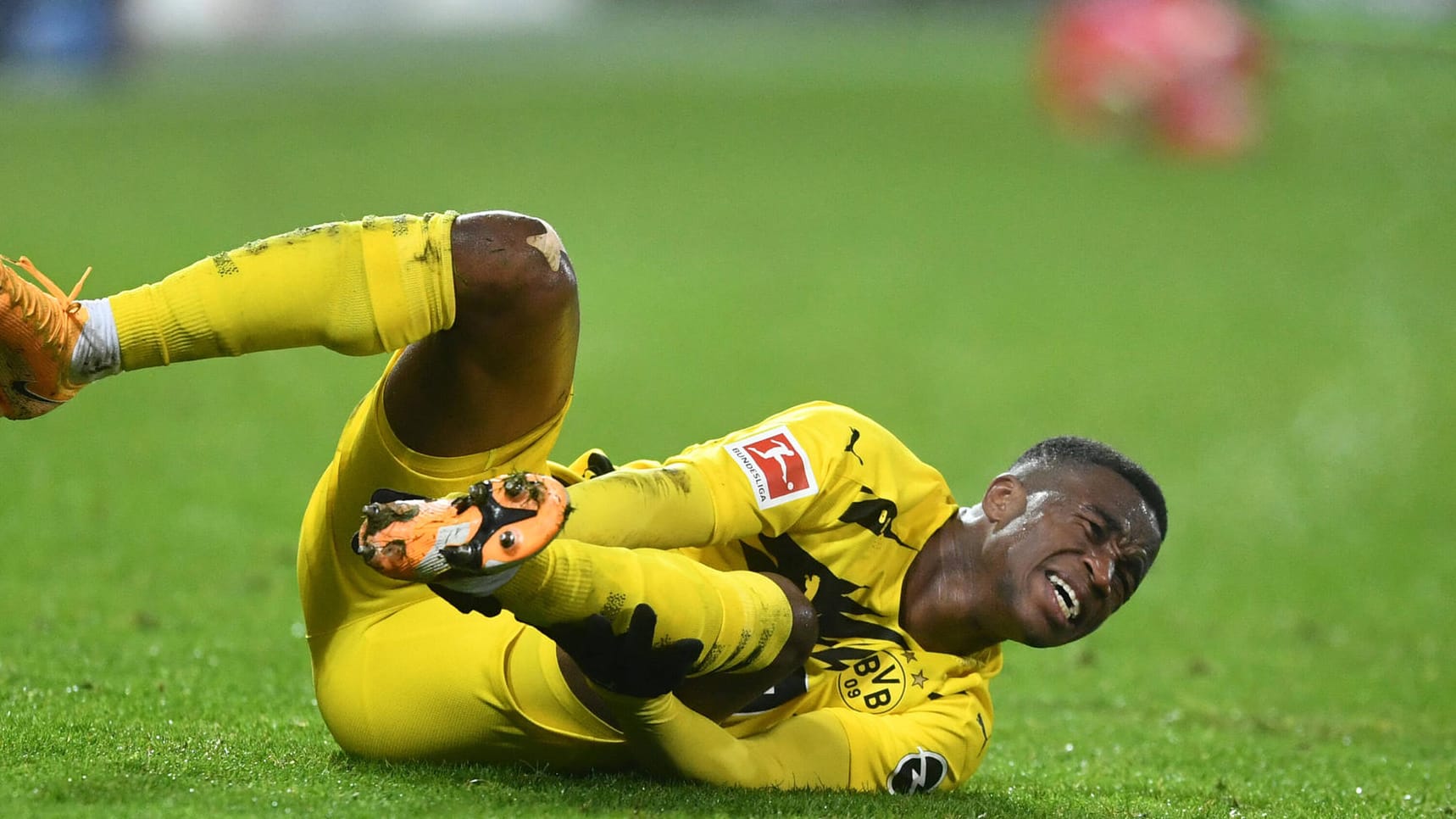 Muss den nächsten Rückschlag verkraften: BVB-Youngster Yousouffa Moukoko.