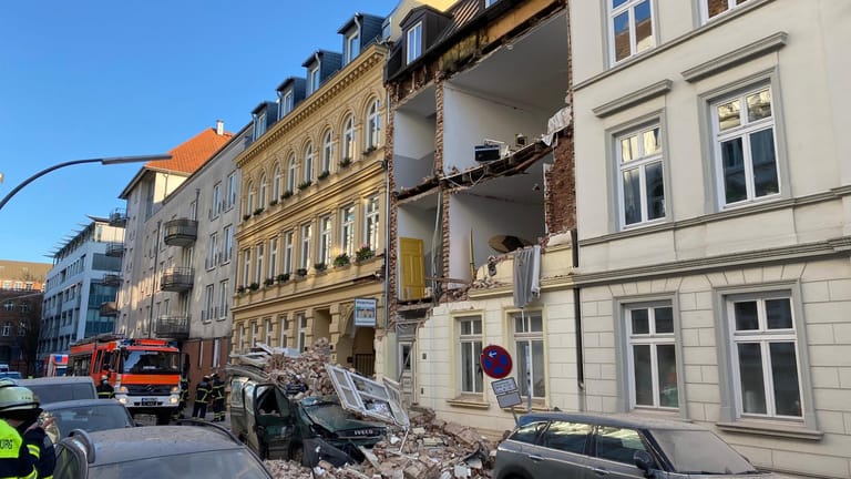Das zerstörte Haus in Hamburg-Ottensen: Was die Explosion ausgelöst hat ist noch unklar.