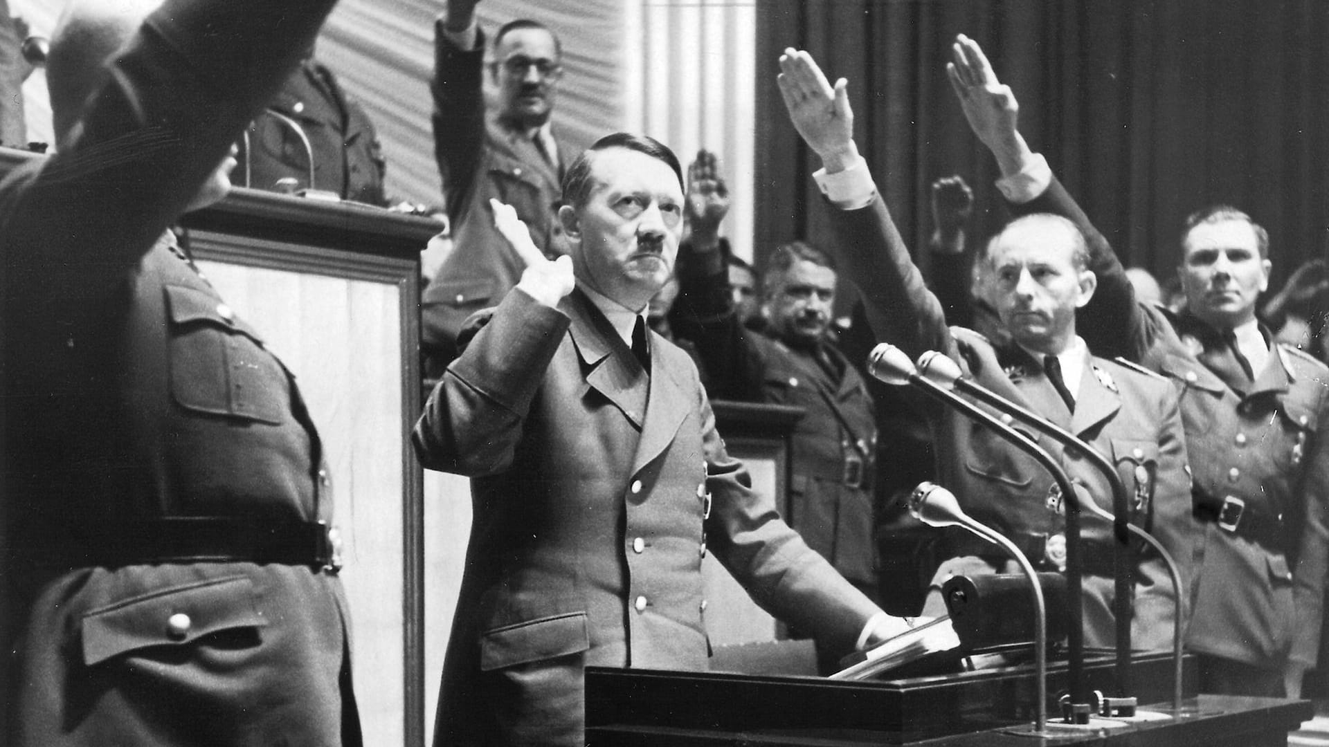 Adolf Hitler: Am 11. Dezember 1941 erklärte der Diktator nach dem Angriff der Japaner auf Pearl Harbor den USA den Krieg.