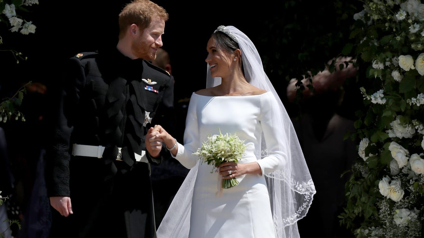 Harry und Meghan bei ihrer Hochzeit im Mai 2018: Hier das große Liebesglück, bei der Familie der ehemaligen Schauspielerin hingegen kriselte es zu dieser Zeit schon immens.