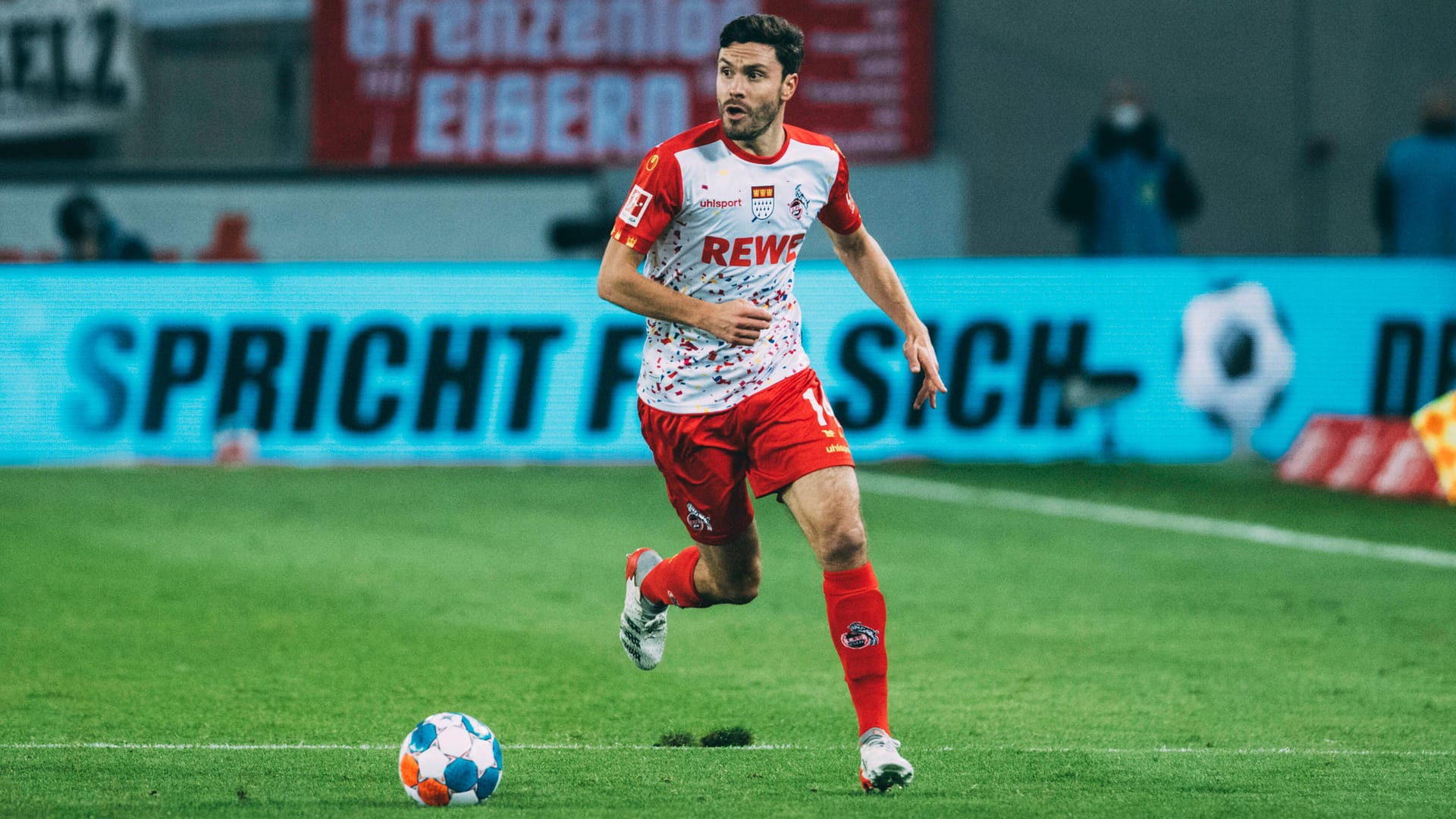 Jonas Hector (Archivbild): Er kann wegen einer Muskelverletzung vorerst nicht spielen.