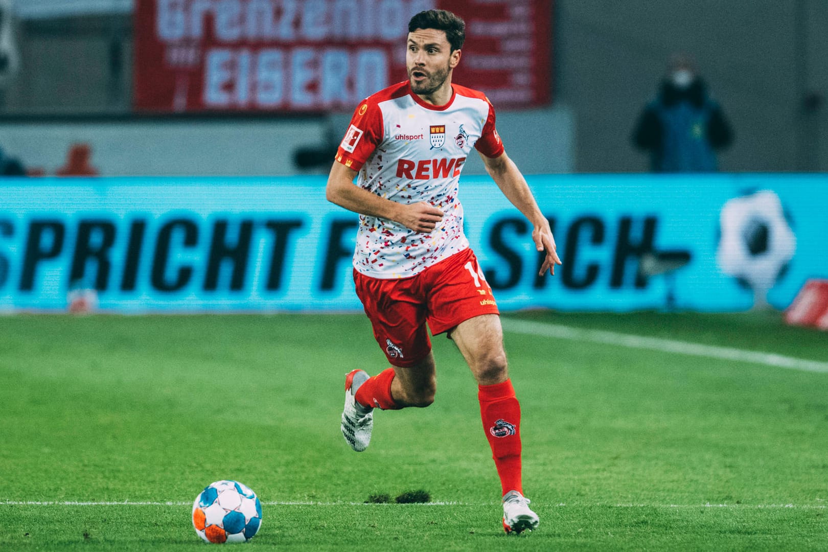 Jonas Hector (Archivbild): Er kann wegen einer Muskelverletzung vorerst nicht spielen.