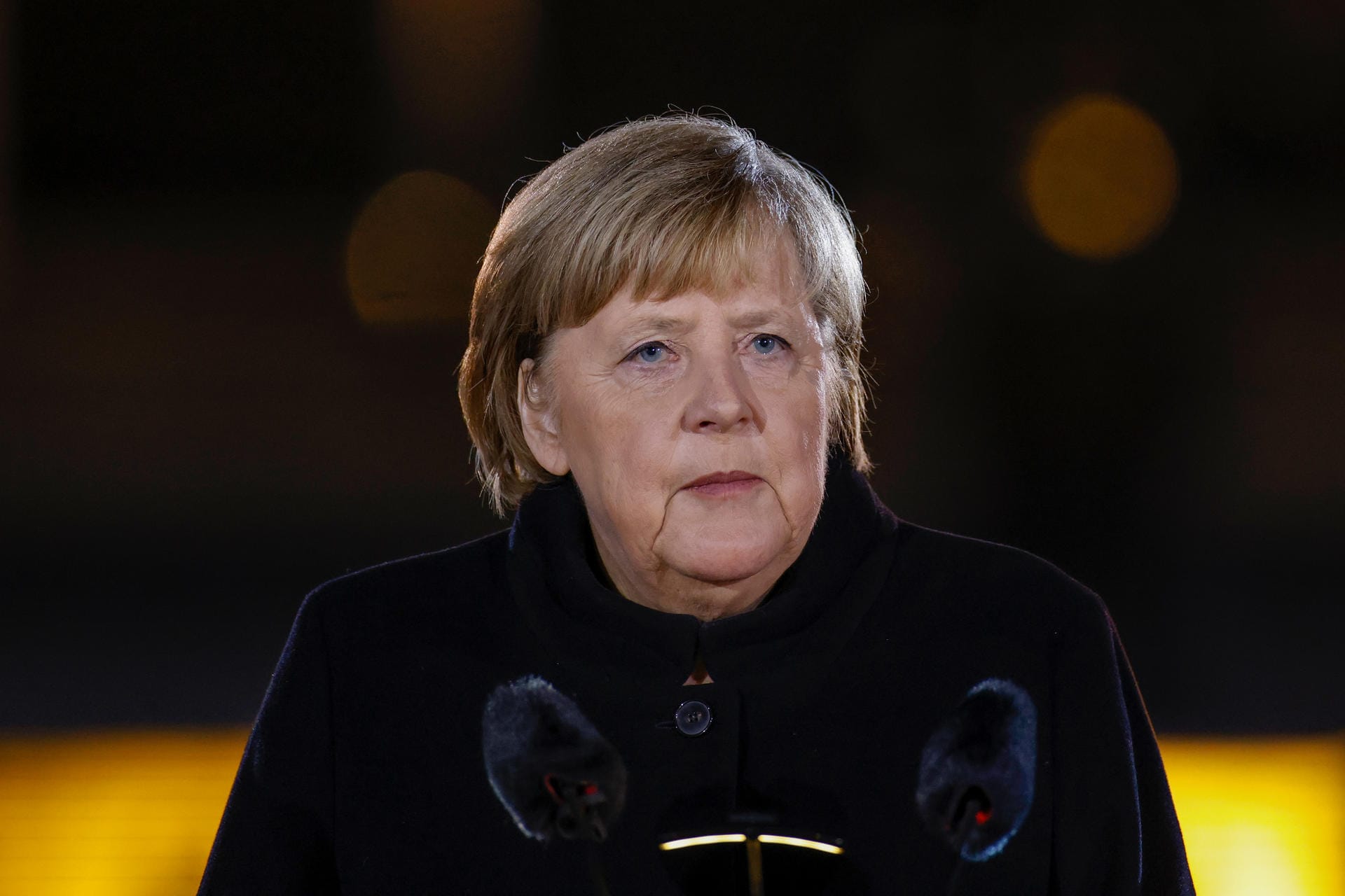 Angela Merkel: "Wenn ich heute hier vor Ihnen stehe empfinde ich vor allem Dankbarkeit und Demut.", sagte die Politikerin zum Beginn ihrer Rede.