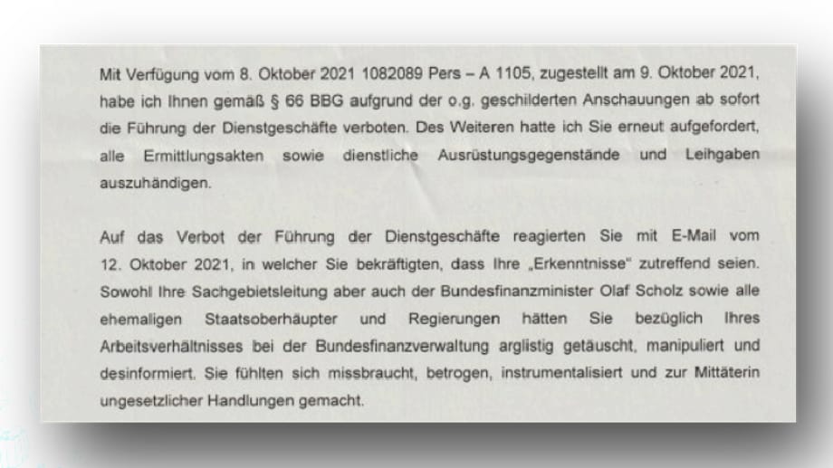 Disziplinarverfahren: Das Führen der Amtsgeschäfte wurde der Beamtin, die sich für keine Beamtin hält, umgehend verboten. Akten und Computer will sie nur an die Militärregierung herausgeben.