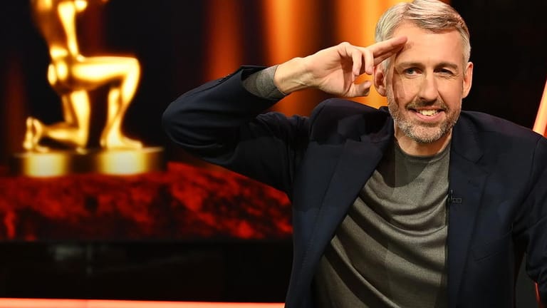 "TV Total": Sebastian Pufpaff Muss Weitere Show Absagen – Das Ist Der Grund