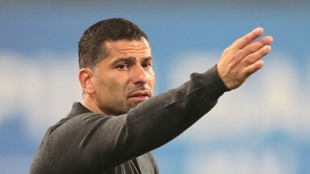 Wurde positiv auf Corona getestet: Schalke-Coach Dimitrios Grammozis. Wurde positiv auf Corona getestet: Schalke-Coach Dimitrios Grammozis.