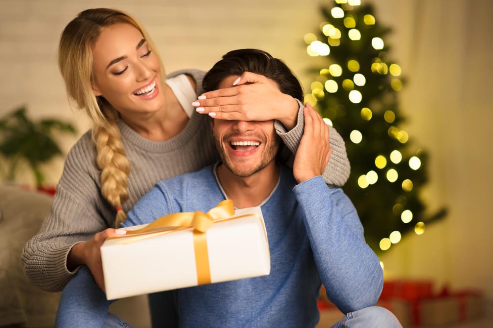 Weihnachten steht vor der Tür: Mit unseren Geschenkideen für Männer finden Sie das Passende für jeden.
