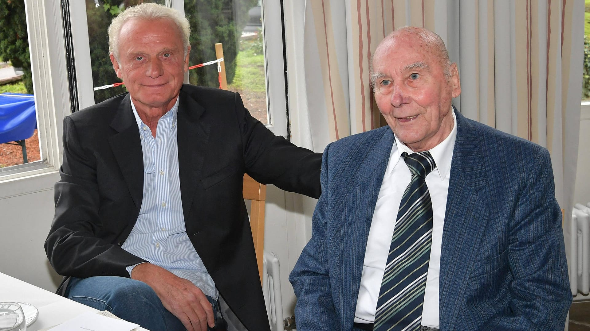 Haben sich gut verstanden: Hans-Peter Briegel (l.) und Horst Eckel.