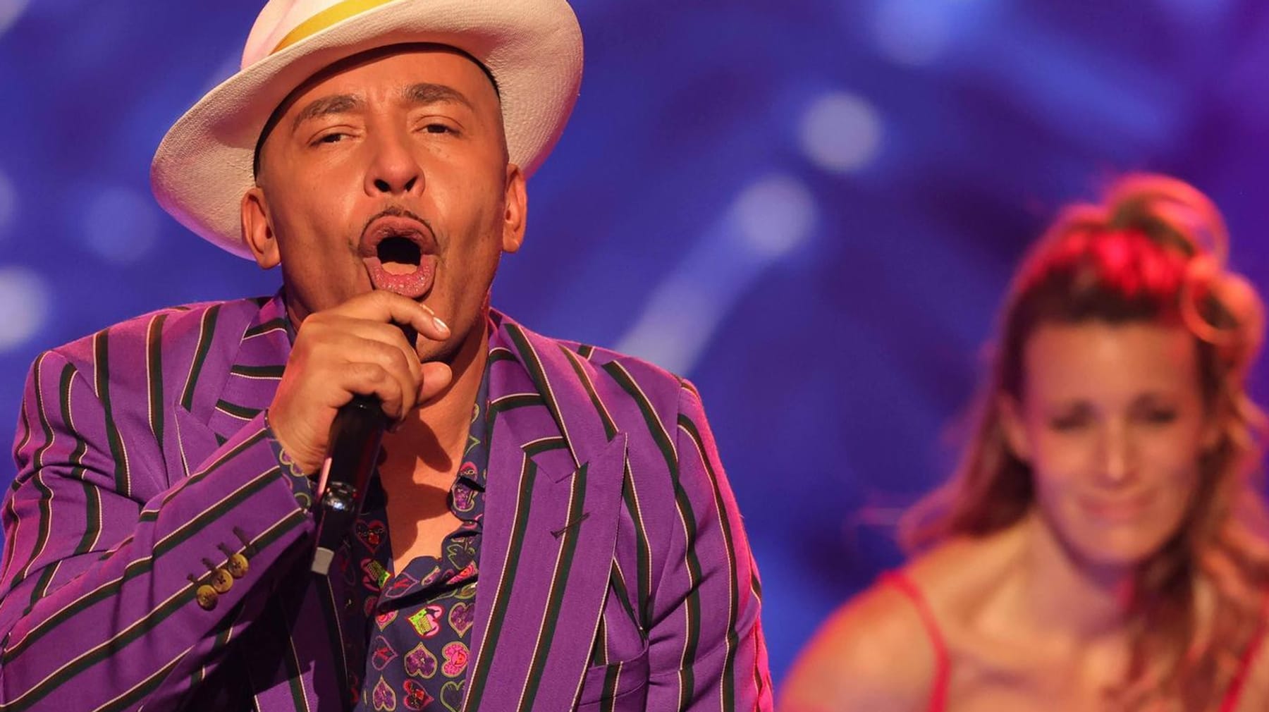 Podekscytowanie koncertem Lou Bega w polskiej bazie wojskowej