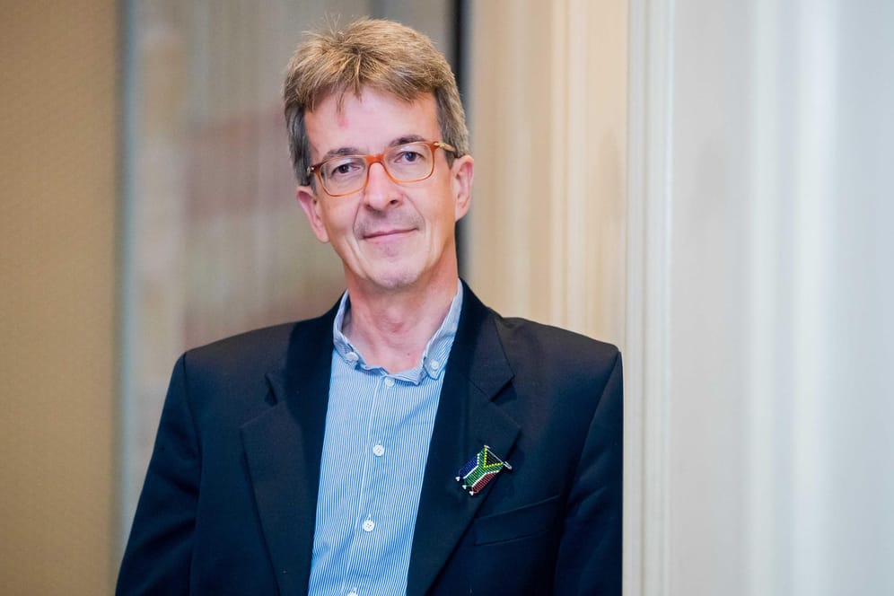 Der Virologe Wolfgang Preiser gehört zu den Forschern, die die neue Virus-Variante entdeckt haben.