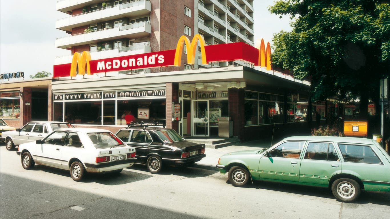 Das erste McDonald's-Restaurant in Deutschland: Es eröffnete am 4. Dezember 1971.