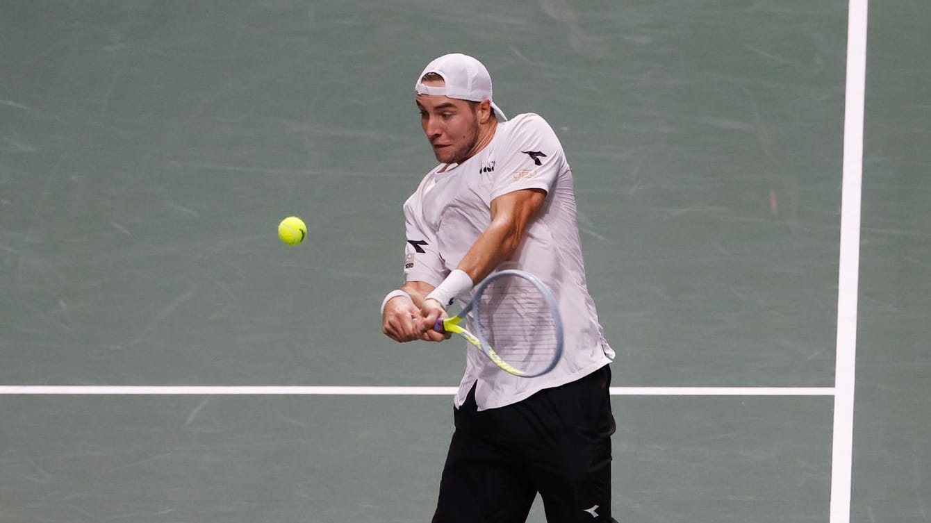 Jan-Lennard Struff: Der Deutsche verlor gegen den Russen Daniil Medwedew in zwei Sätzen.