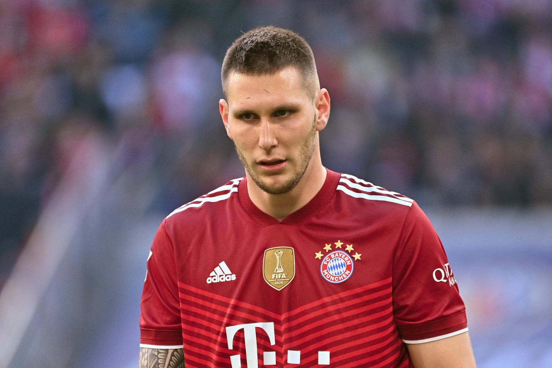 Niklas Süle (ab 74. Minute für Hernández): Ersetzte seinen verletzten Kollegen Hernández in der Abwehrmitte, als FCB-Coach Julian Nagelsmann von Dreier- auf Viererkette umstellte. Musste sich den wilden Angriffen der Dortmunder in der Nachspielzeit erwehren. Kam zu spät für eine Bewertung. Keine Note.