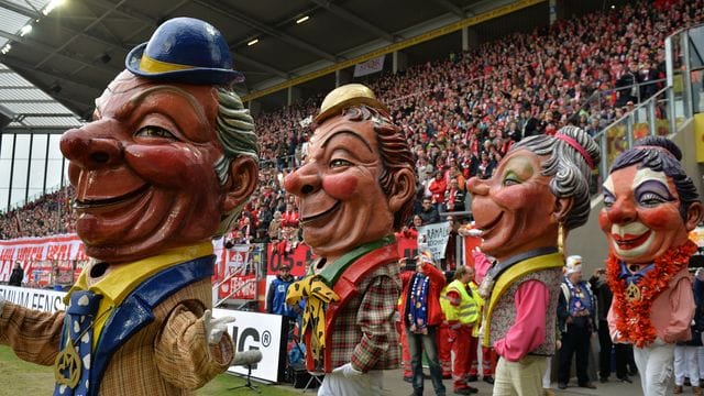 Mara Pfeiffer veröffentlicht neues Buch über Mainz 05 Mara Pfeiffer veröffentlicht neues Buch über Mainz 05
