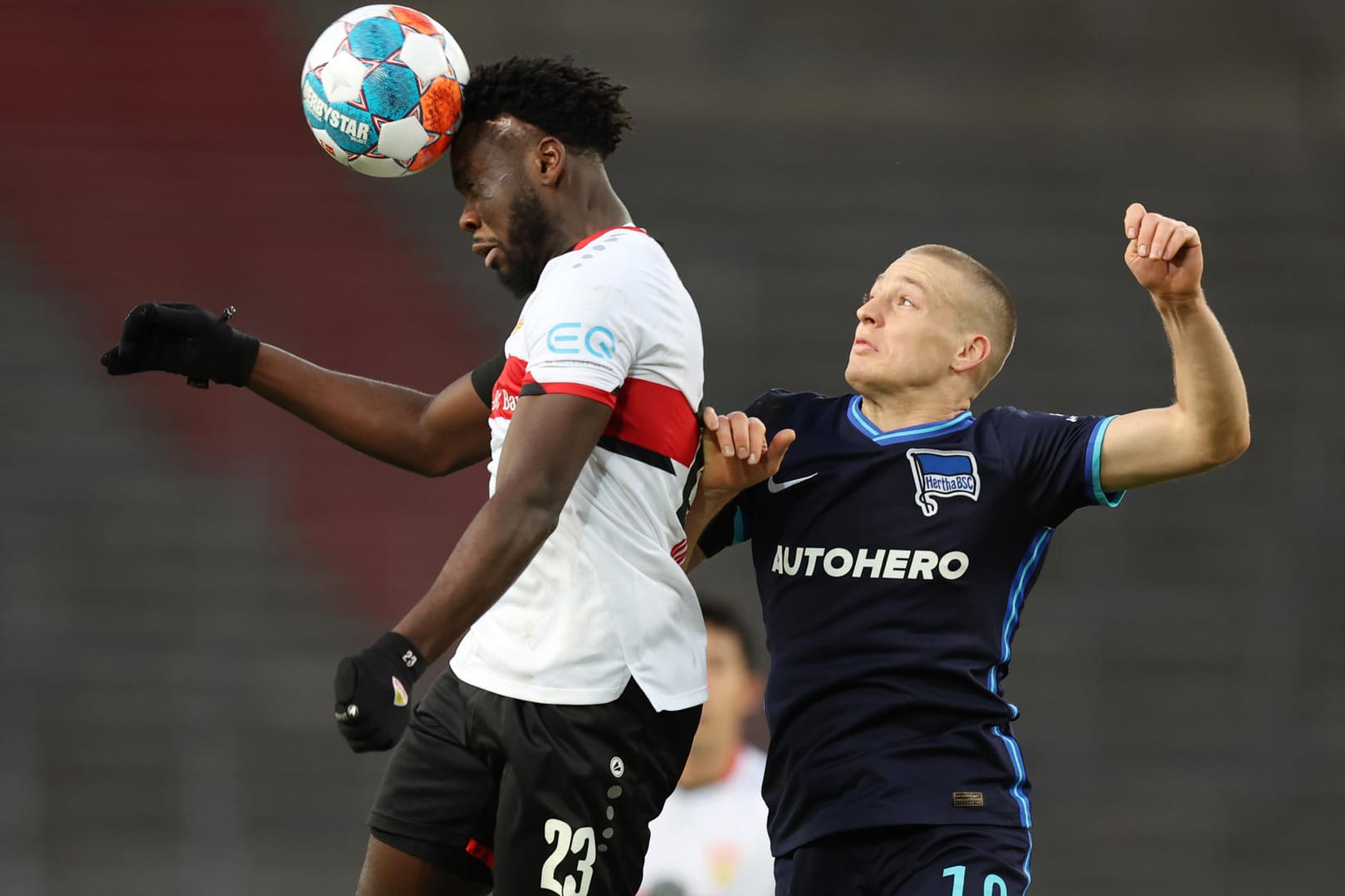 Bundesliga: Der VfB Stuttgart und Hertha BSC lieferten sich eine umkämpfte Partie.