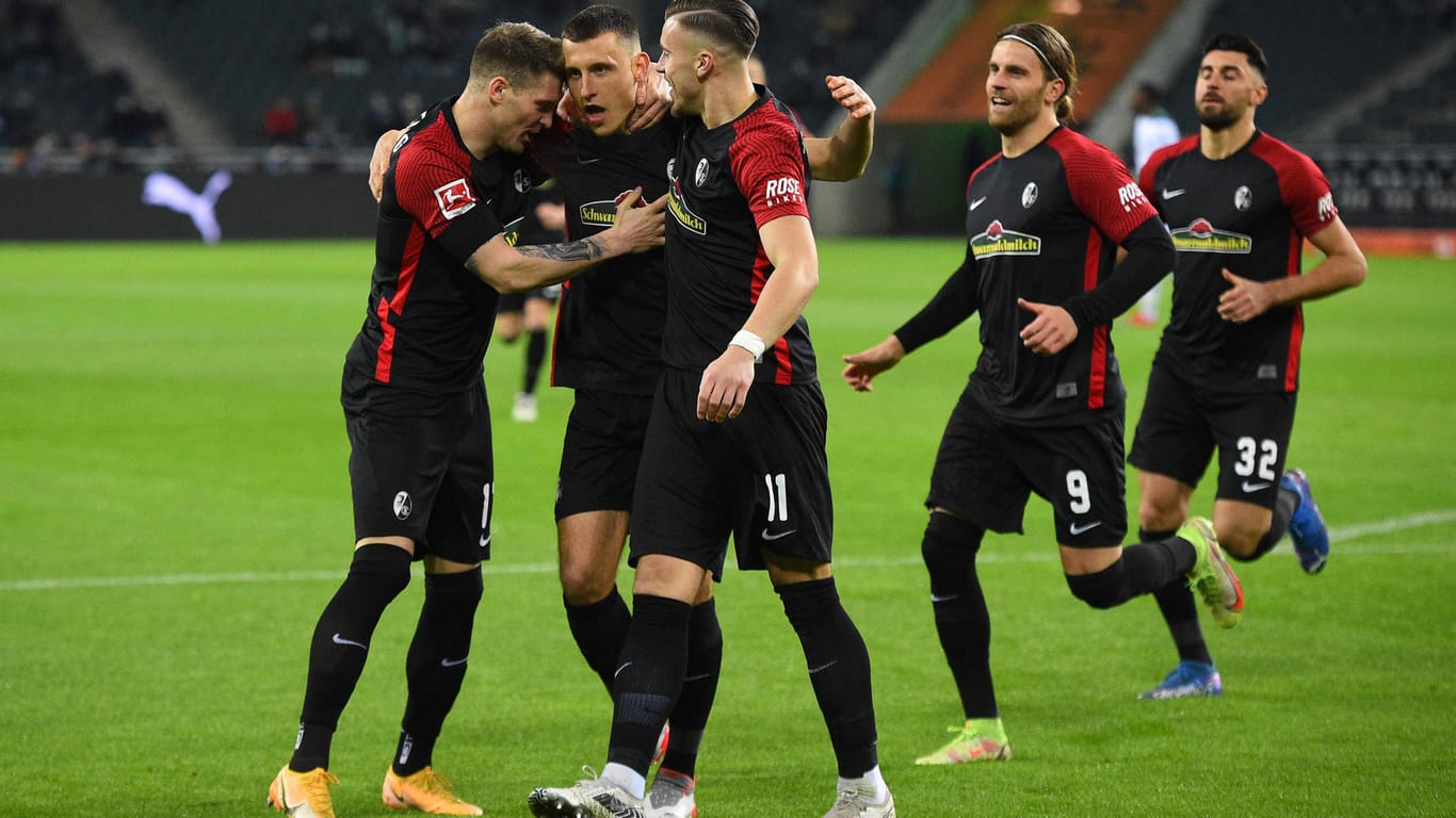 Freiburger Jubel: Die SC-Spieler präsentierten sich in Mönchengladbach torhungrig.