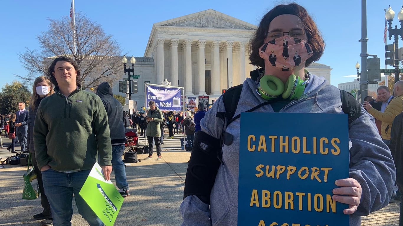 Katholisch, aber "pro choice": Colleen Harris vor dem Supreme Court.