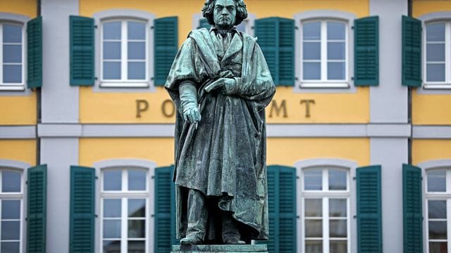 Beethoven Statue