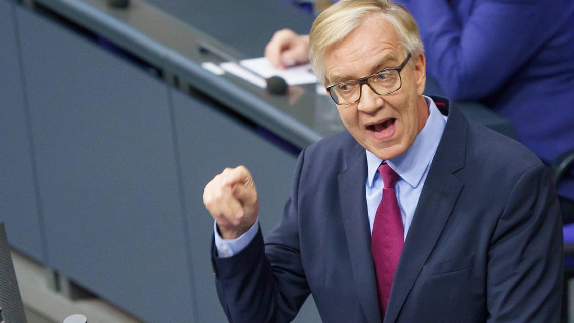 Linken-Politiker Bartsch bei einer Rede im Bundestag: "Es ist grotesk."