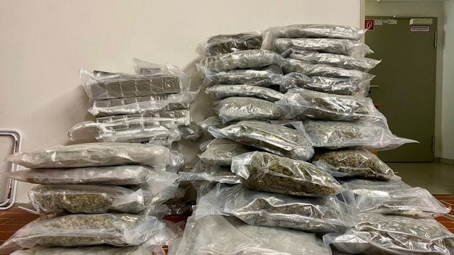 Polizei findet 135 Kilo Drogen Polizei findet 135 Kilo Drogen