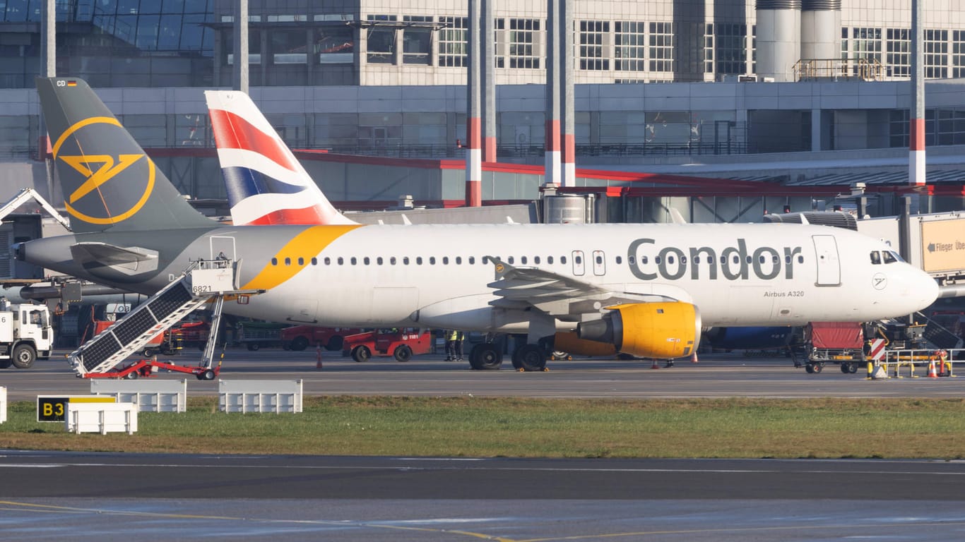 Ein Airbus der Fluglinie Condor (Symbolbild): Bald wird entschieden, ob die deutsche Fluggesellschaft mit Basis in Frankfurt eine Millionen-Beihilfe erhält.