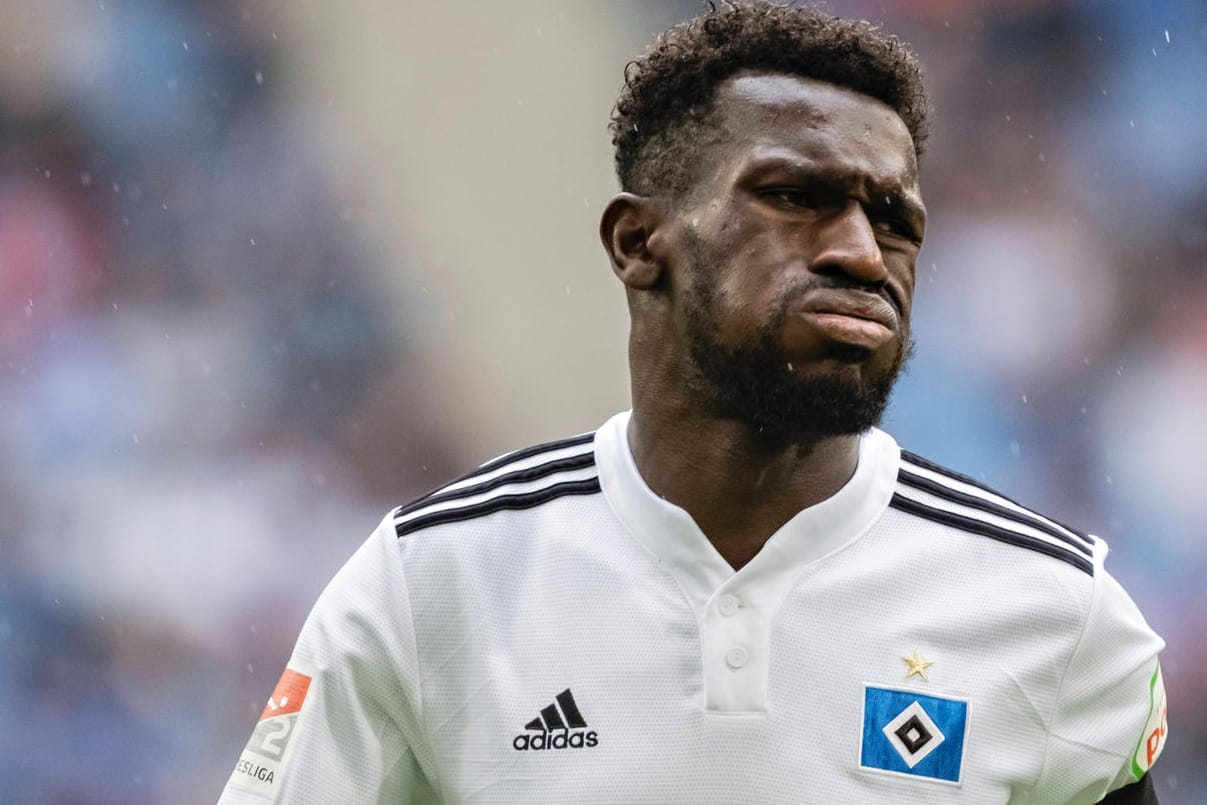 Bakery Jatta: Der Fußballer ist in Gunjur (Gambia) geboren, spielt inzwischen aber seit 2016 für den Hamburger SV.