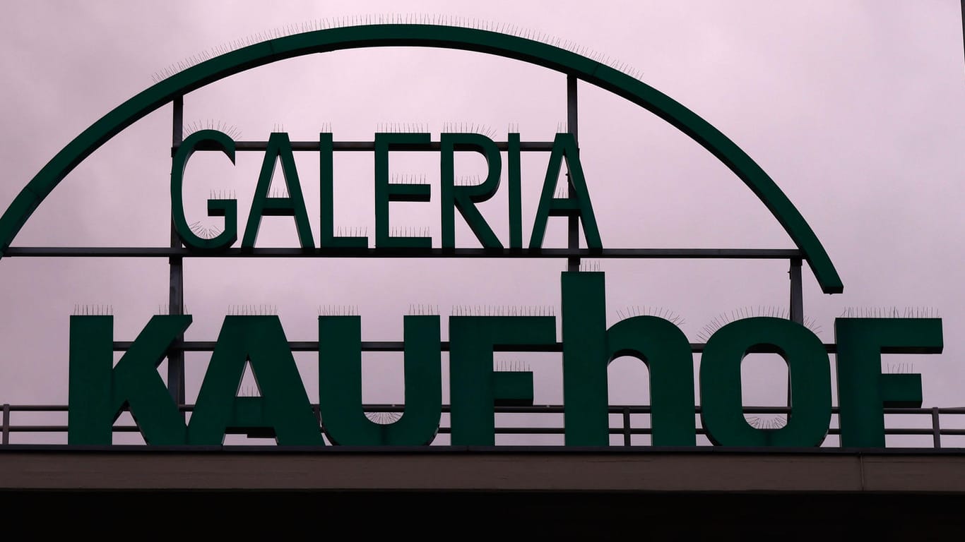 Dunkle Wolken über Galeria Kaufhof: Der Warenhauskonzern leidet unter der Corona-Pandemie.
