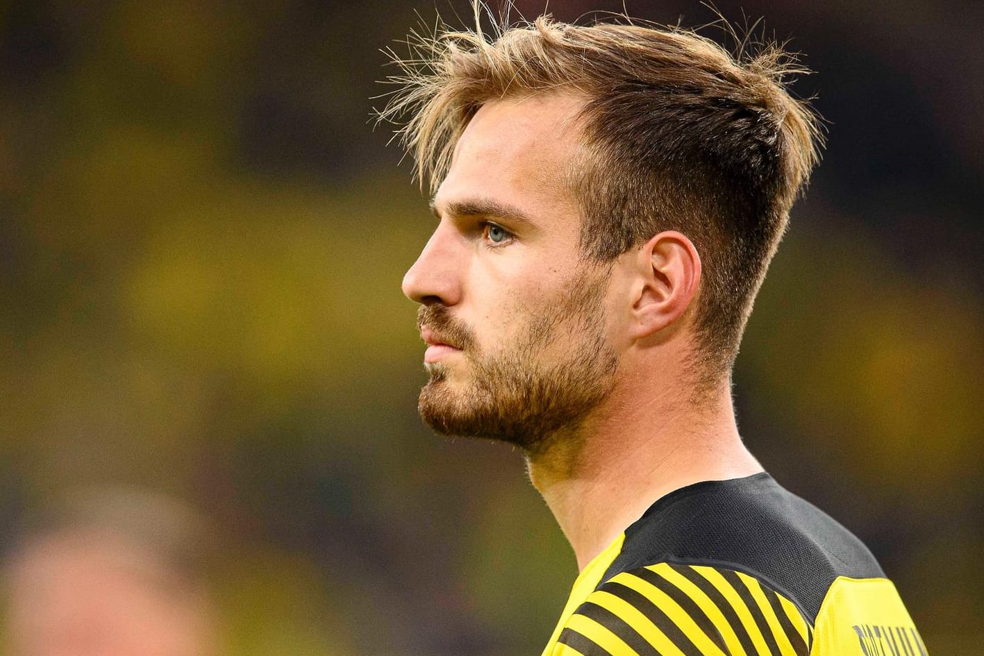 Marin Pongracic: Auch der BVB-Verteidiger hatte mit den Folgen seiner Corona-Infektion zu kämpfen.