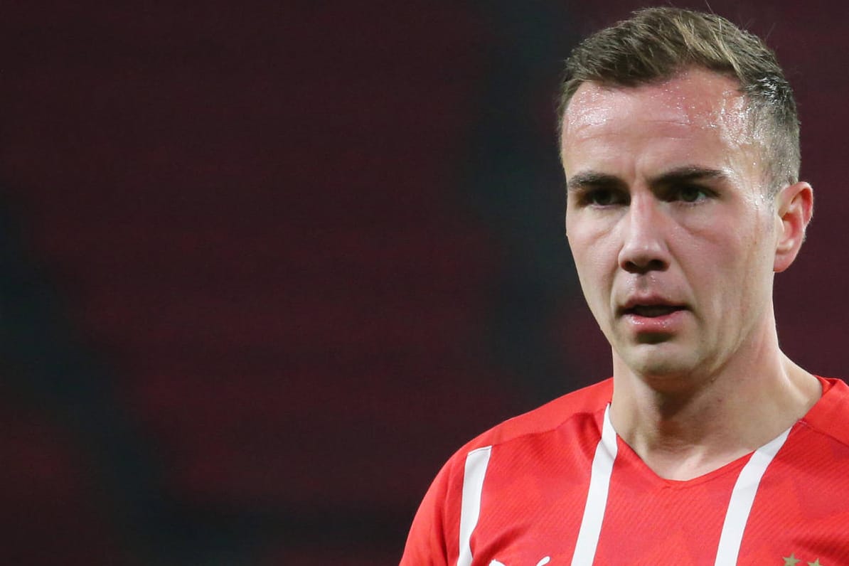 Muss im kommenden Jahr in der Conference League spielen: Mario Götze mit der PSV Eindhoven.