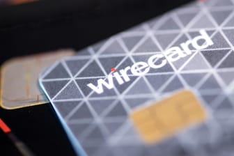 Bankkarte von Wirecard (Symbolbild): Nach Bekanntwerden des Bilanzskandals war die Wirecard-Aktie auf knapp null Euro abgestürzt.