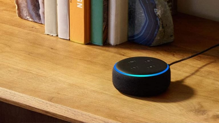 Der beliebte Lautsprecher Echo Dot von Amazon ist heute satte 60 Prozent reduziert.