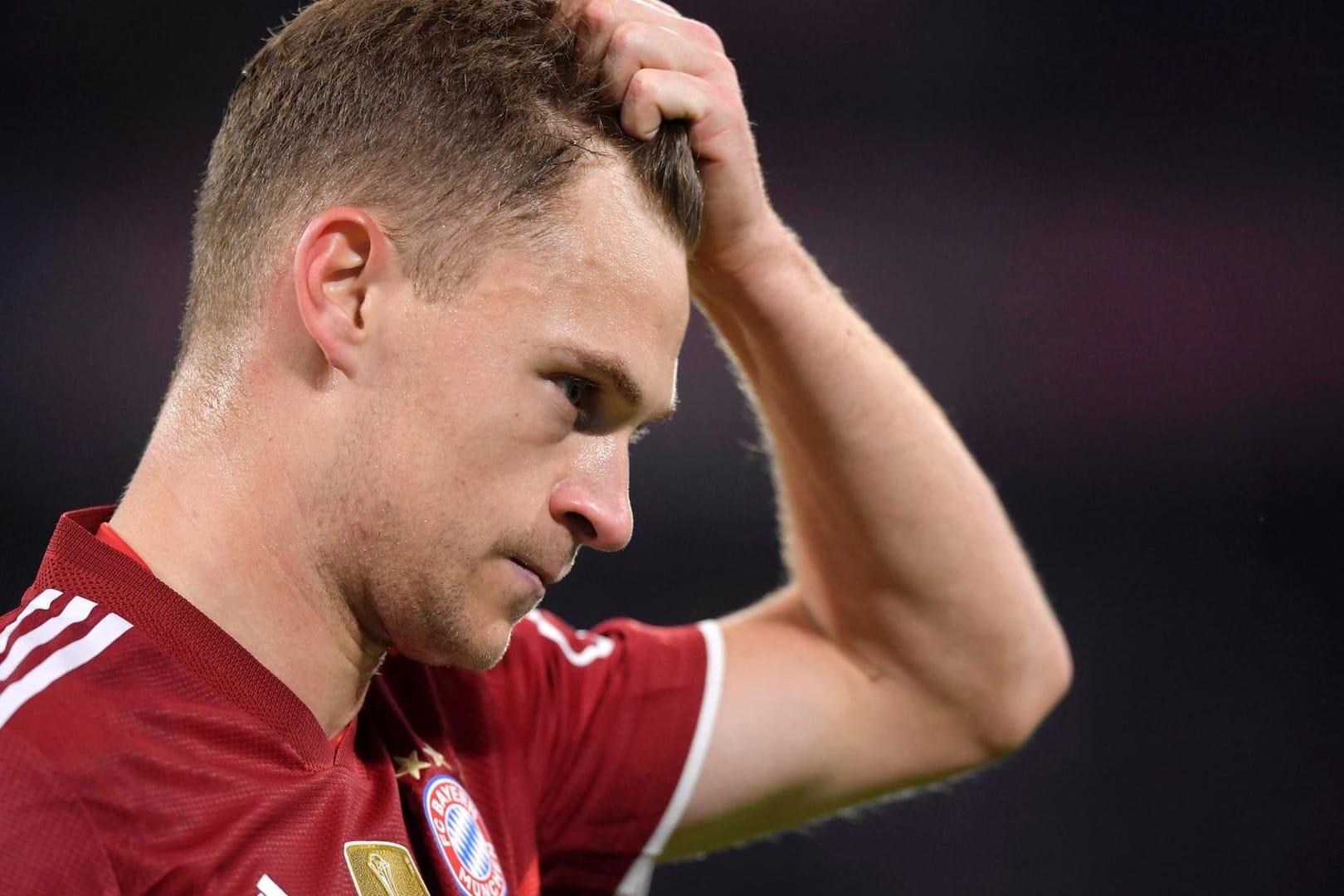 Joshua Kimmich: Der Nationalspieler wird dem FC Bayern noch längere Zeit fehlen.