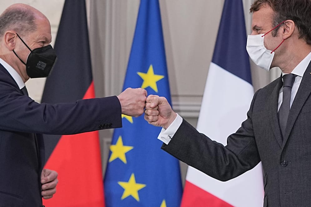 Bundeskanzler Olaf Scholz (SPD) und Frankreichs Präsident Emmanuel Macron: Paris traditionell die erste Station für neu gewählte deutsche Kanzler.