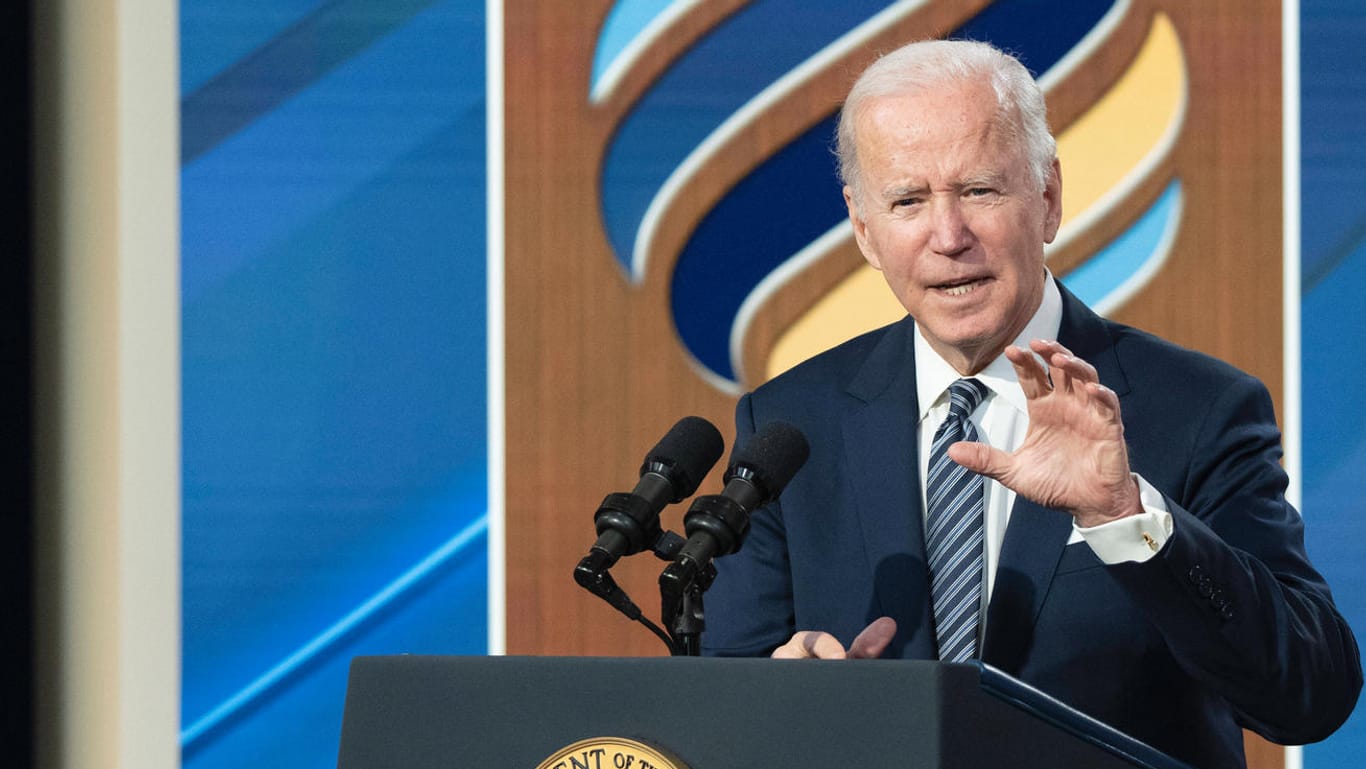 Joe Biden bei einem Vortrag im Weißen Haus: Der US-Präsident versucht weiterhin, auf diplomatischem Weg die Ukraine-Krise zu lösen.