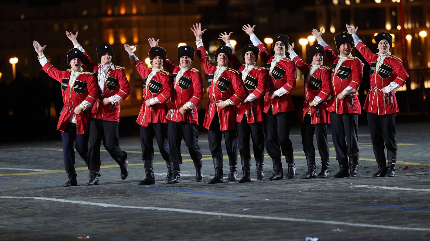 Kosakenchor auf dem Roten Platz: Für ihre Chöre ist die Gruppe weltberühmt geworden. (Archivfoto)